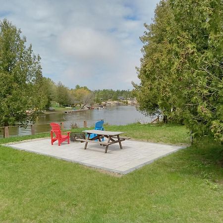 Sauble River Marina And Lodge Resort Sauble Beach Esterno foto