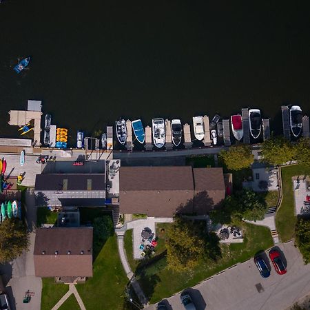 Sauble River Marina And Lodge Resort Sauble Beach Esterno foto