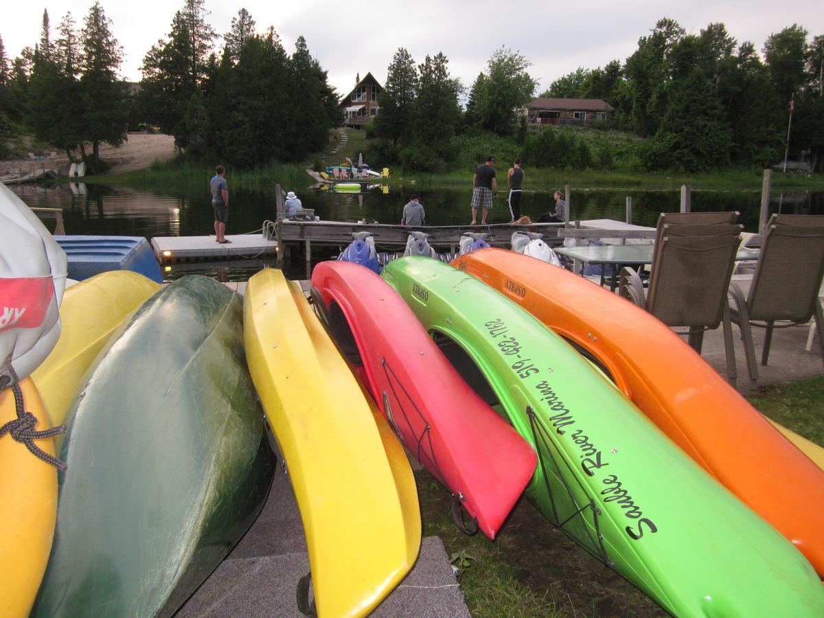 Sauble River Marina And Lodge Resort Sauble Beach Esterno foto