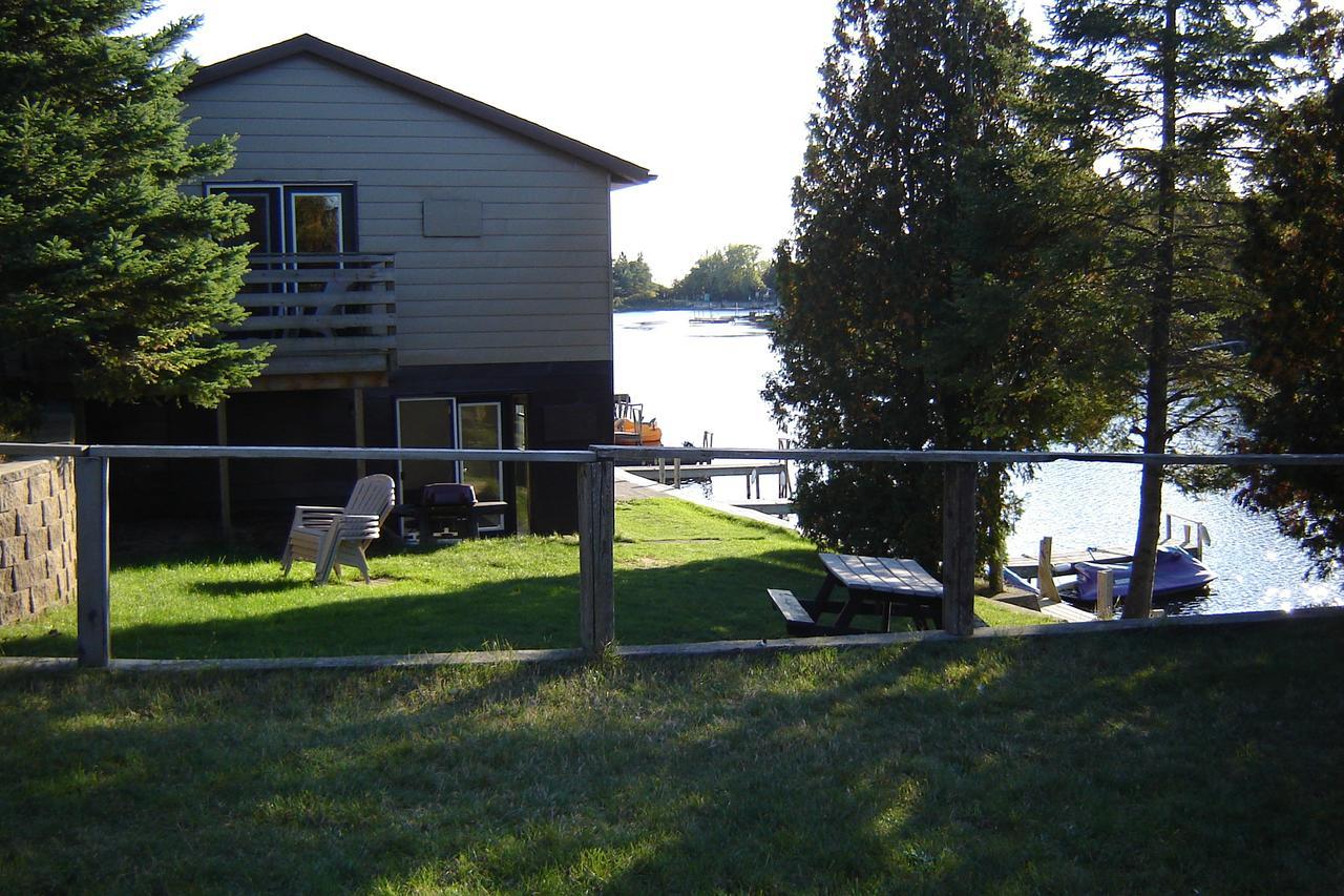 Sauble River Marina And Lodge Resort Sauble Beach Camera foto